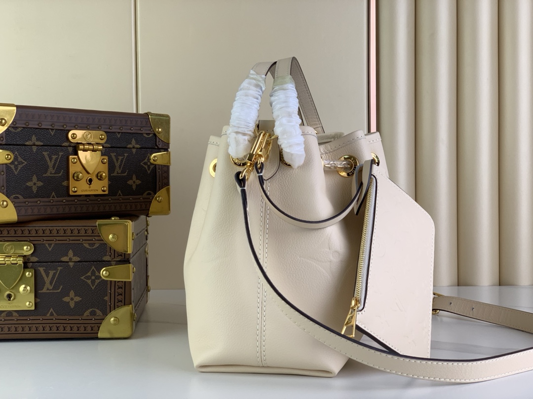 Louis Vuitton Bucket Bags